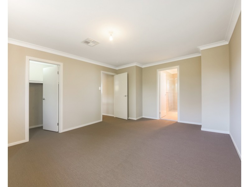 120 Smith St, Pendle Hill NSW 2145