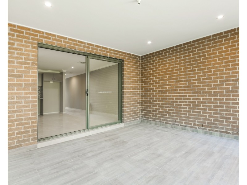 120 Smith St, Pendle Hill NSW 2145