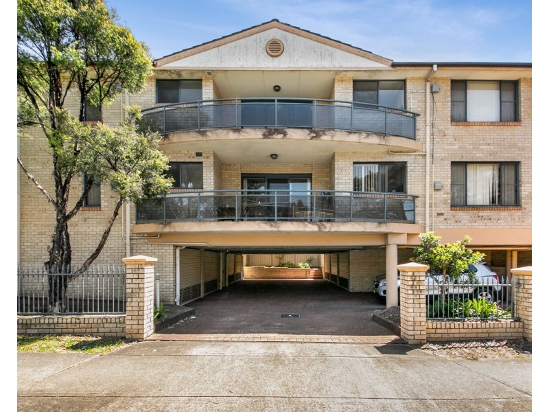 04/16 Chetwynd Rd, Merrylands NSW 2160