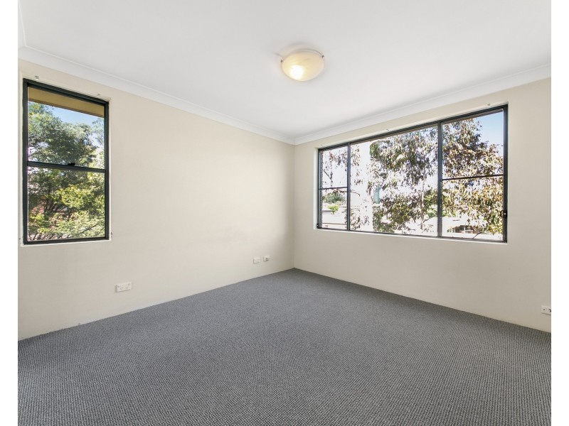 04/16 Chetwynd Rd, Merrylands NSW 2160