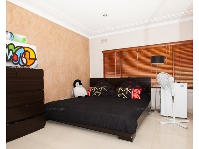 7 Flamingo Pl, Pendle Hill NSW 2145