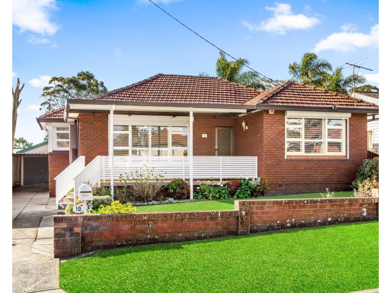 10 Leonard Av, Greystanes NSW 2145