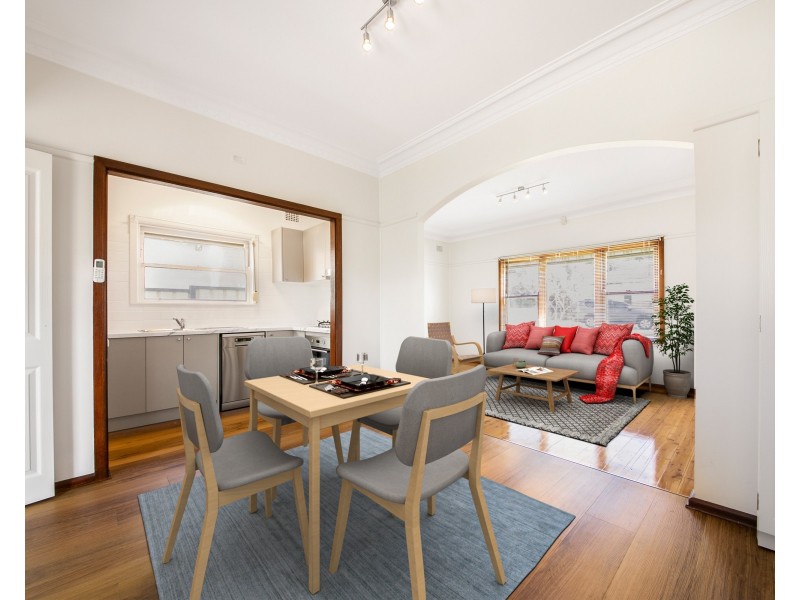 5 Leach Rd, Guildford West NSW 2161