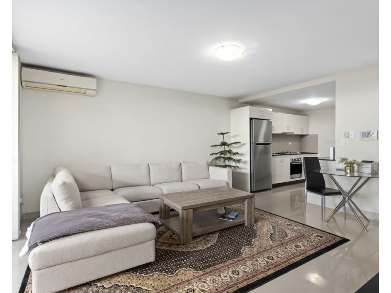 3/215-217 Woodville Road, Merrylands NSW 2160