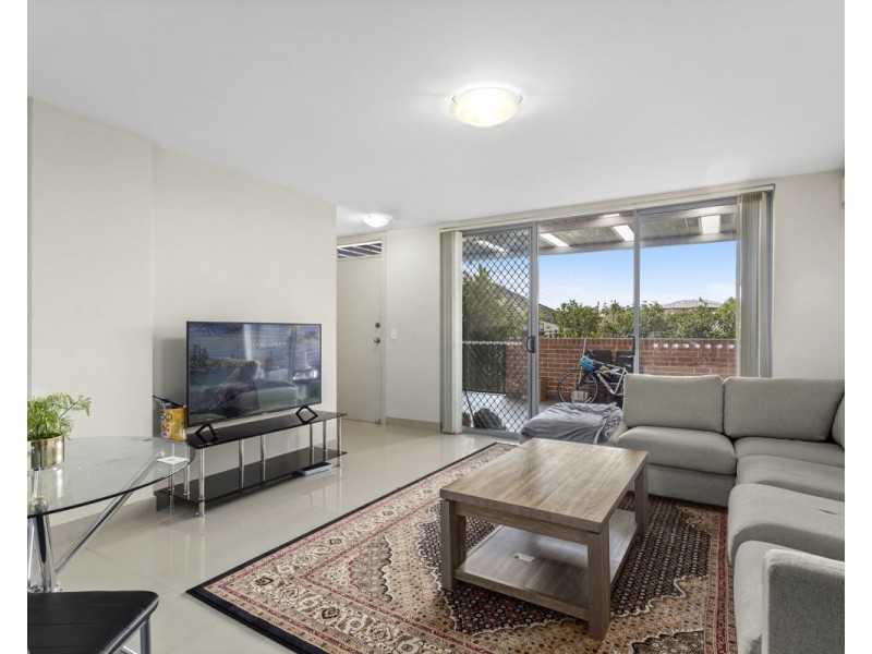 3/215-217 Woodville Road, Merrylands NSW 2160