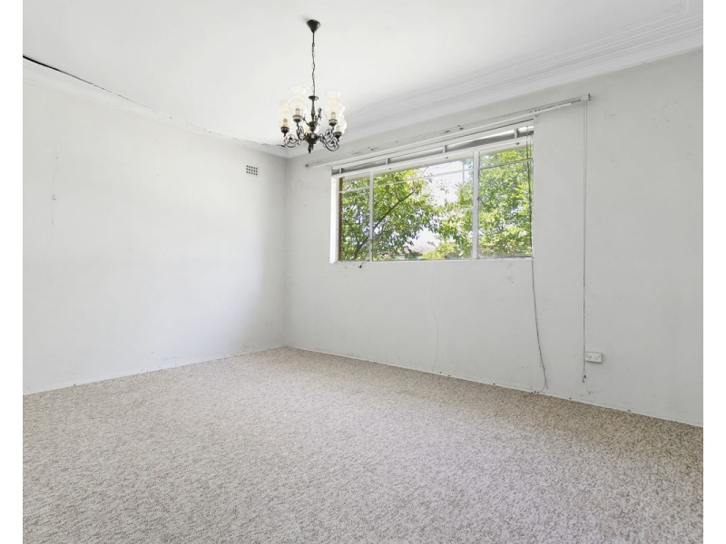 4 Griffiths Street, Wentworthville NSW 2145