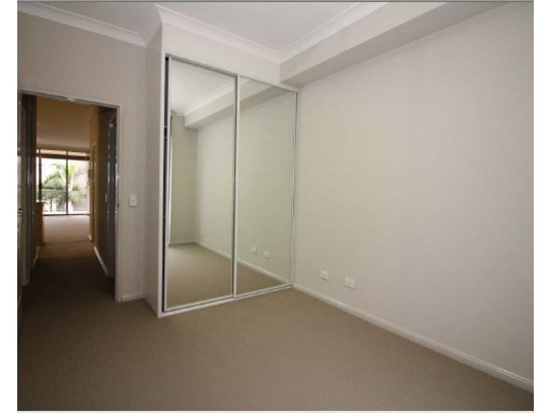 12/1-3 Howard Av, Northmead NSW 2152