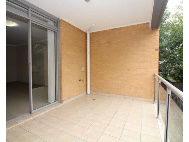 12/1-3 Howard Av, Northmead NSW 2152