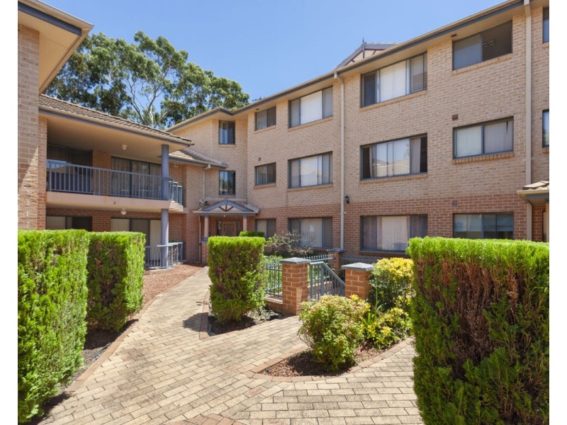 8/42-46 Treves Street, Merrylands NSW 2160