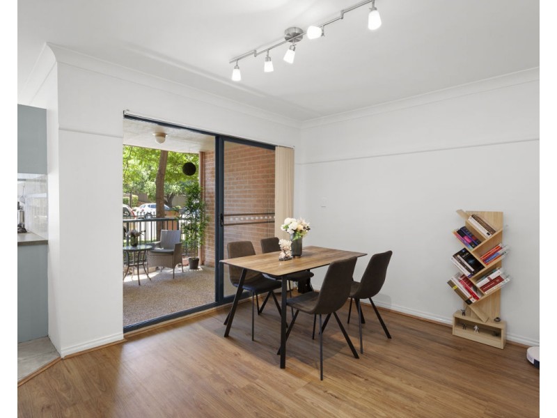 8/42-46 Treves Street, Merrylands NSW 2160
