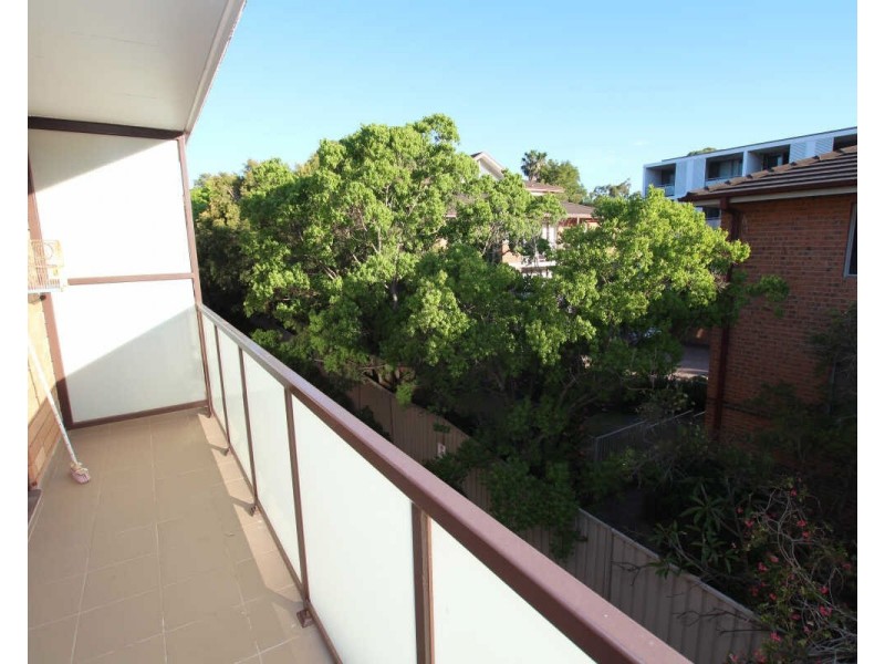 6/34 Addlestone Rd, Merrylands NSW 2160