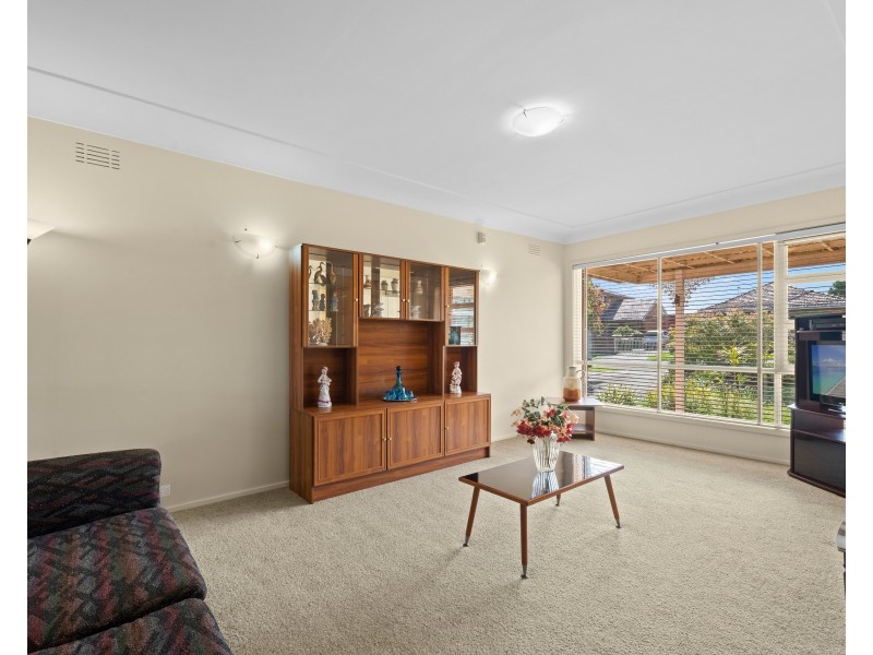 90 Cumberland Rd, Greystanes NSW 2145