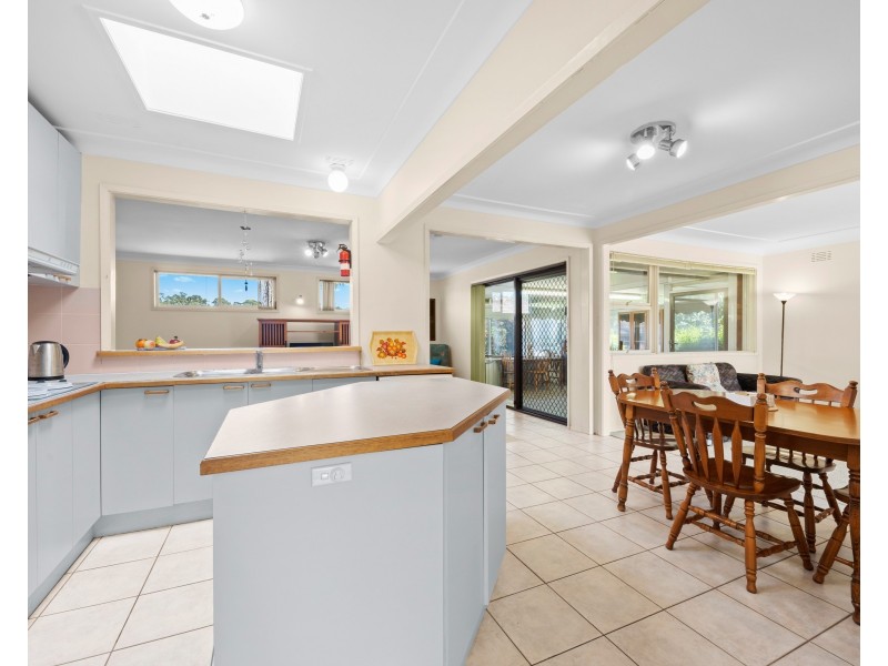 90 Cumberland Rd, Greystanes NSW 2145