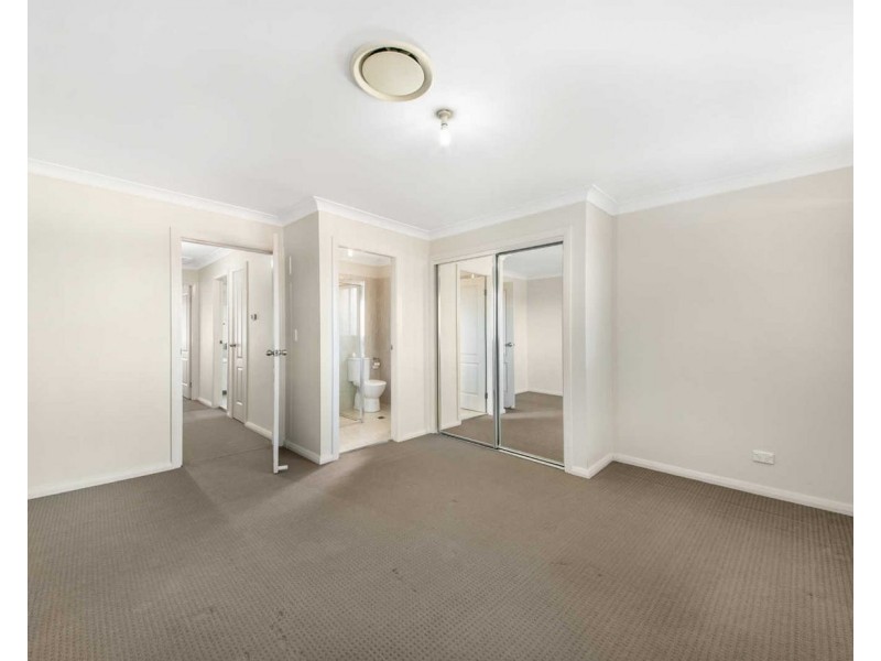 1/16 Highland Av, Toongabbie NSW 2146