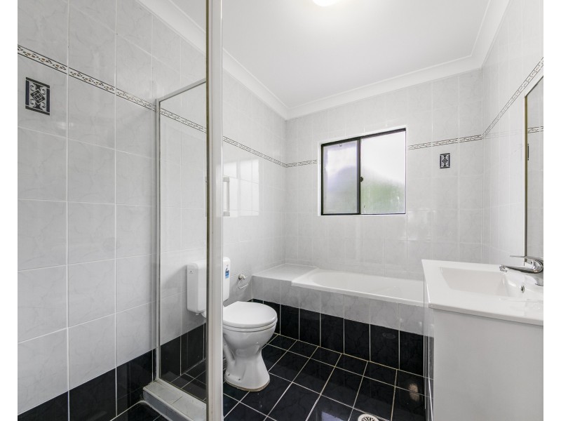 10/49 Calliope St, Guildford NSW 2161