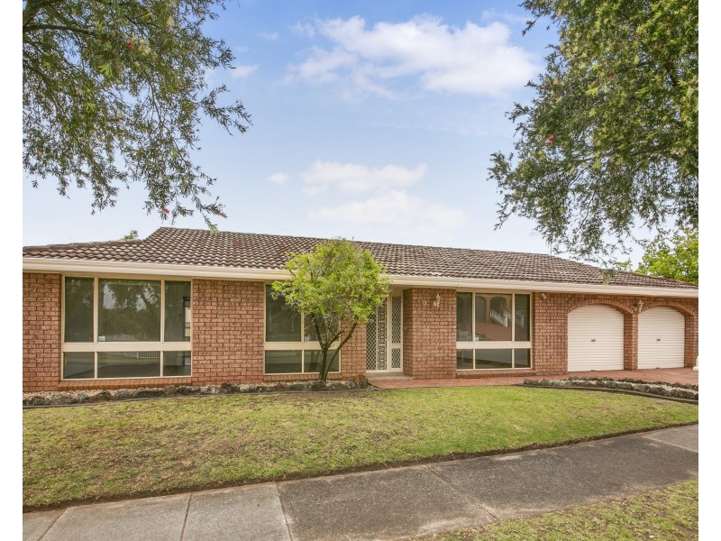 19 Stevenson St, Wetherill Park NSW 2164