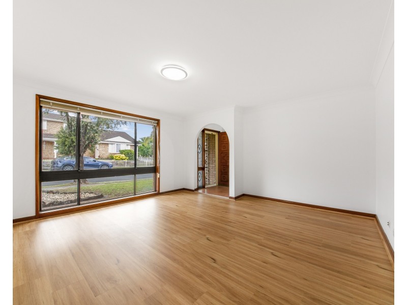 19 Stevenson St, Wetherill Park NSW 2164