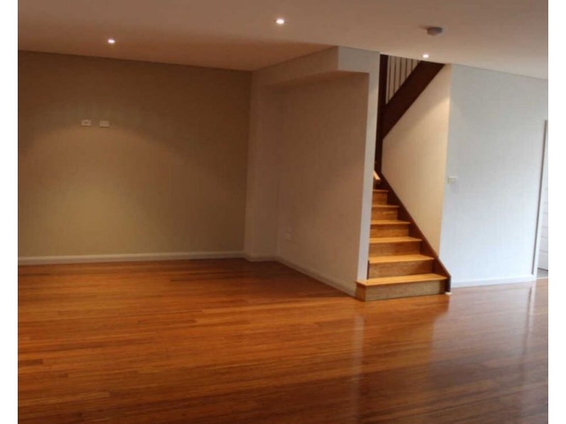 71 Woodpark Rd, Woodpark NSW 2164