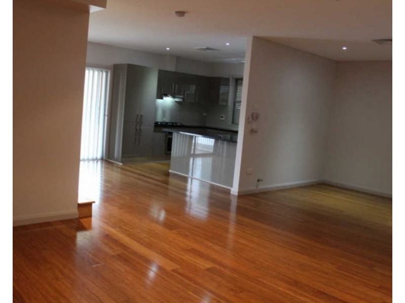 71 Woodpark Rd, Woodpark NSW 2164