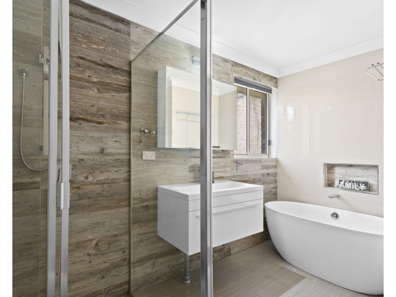 4b Emert Street, Wentworthville NSW 2145