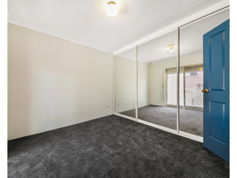 7/35-37 Windsor Rd, Merrylands NSW 2160