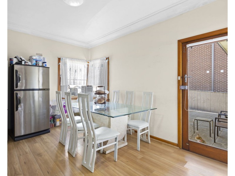 17 Bury Road, Guildford NSW 2161