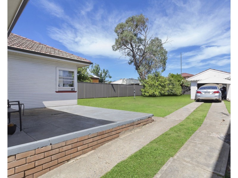 17 Bury Road, Guildford NSW 2161