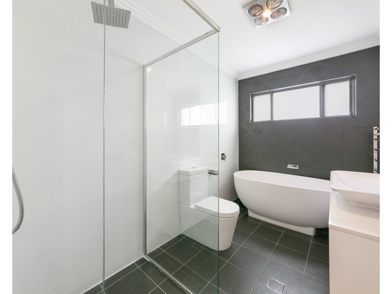 17 Douglas St, Merrylands NSW 2160