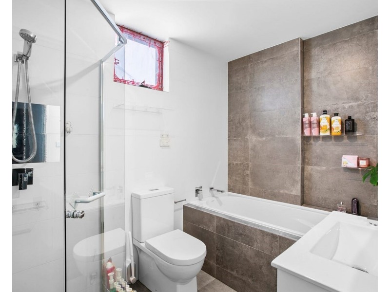 42/190-194 Burnett St, Mays Hill NSW 2145