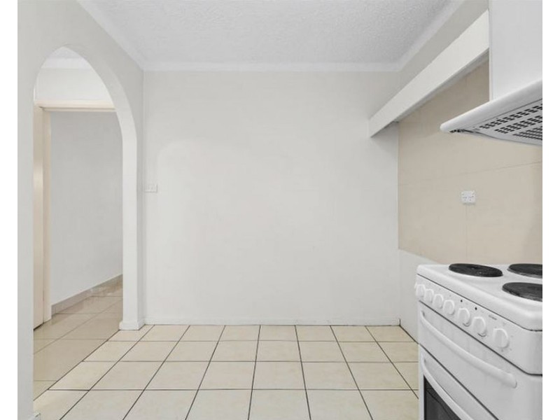 2/44 Birmingham St, Merrylands NSW 2160