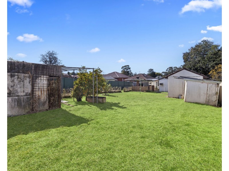 39 Taralga Street, Guildford NSW 2161