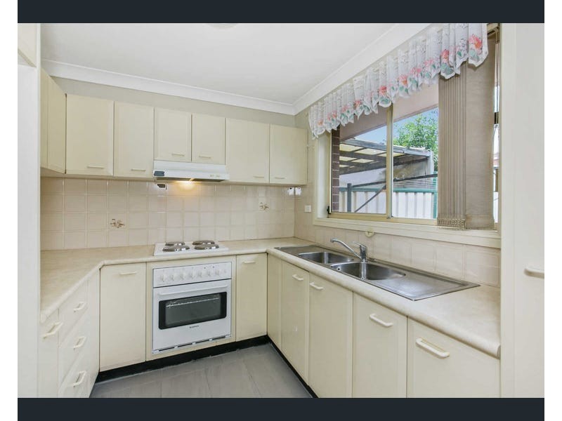 2/91 Sherwood Rd, Merrylands NSW 2160