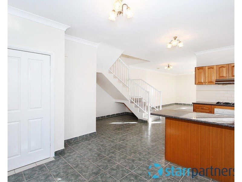 26 Bolton St, Guildford NSW 2161