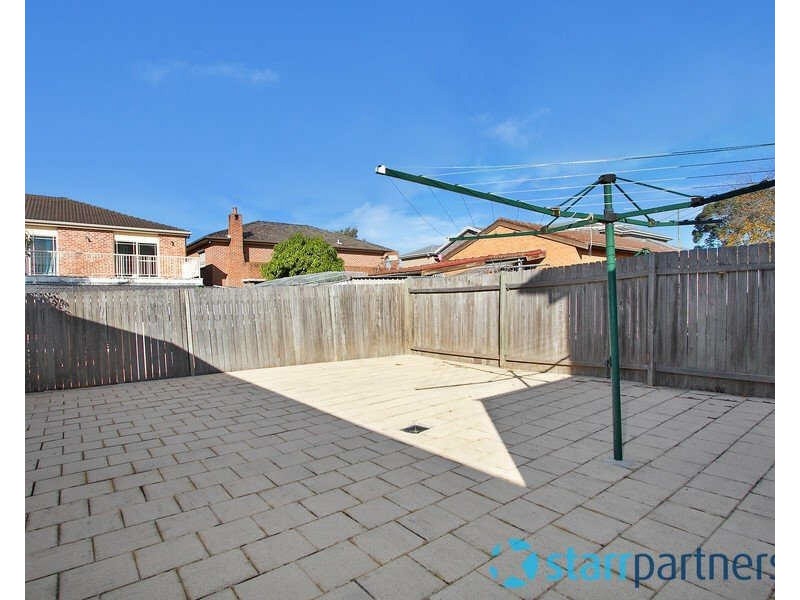 26 Bolton St, Guildford NSW 2161
