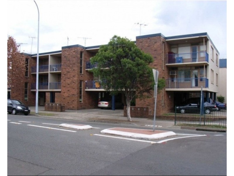 04/1 Newman St, Merrylands NSW 2160