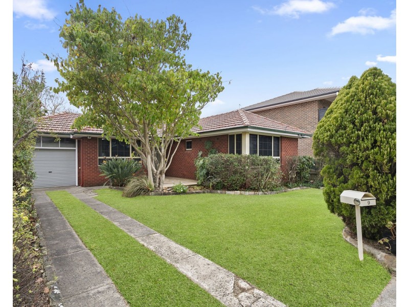 9 Locksley Avenue, Merrylands NSW 2160