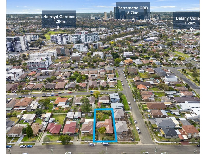 9 Locksley Avenue, Merrylands NSW 2160