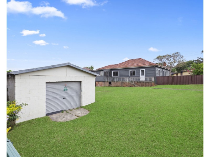 25 Mandoon Road, Girraween NSW 2145