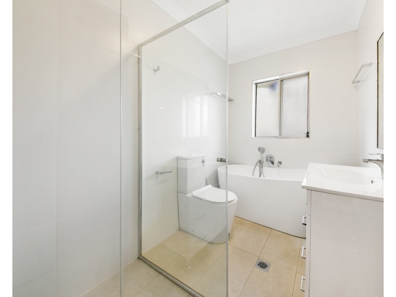 6/30-36 Memorial Av, Merrylands NSW 2160