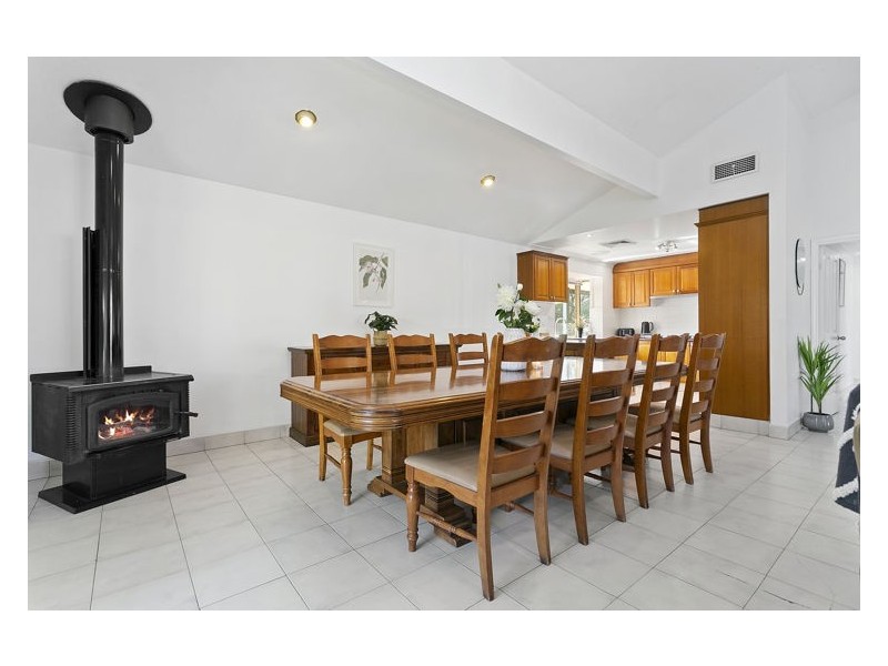 33 Rhodes Avenue, Guildford NSW 2161