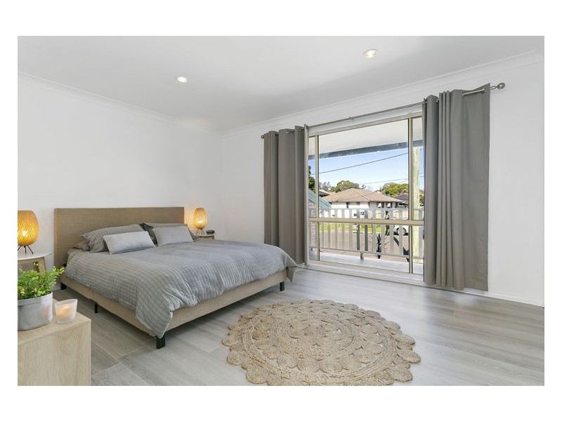 33 Rhodes Avenue, Guildford NSW 2161