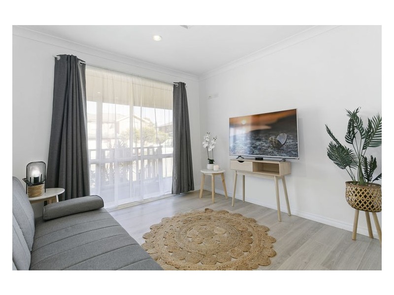 33 Rhodes Avenue, Guildford NSW 2161