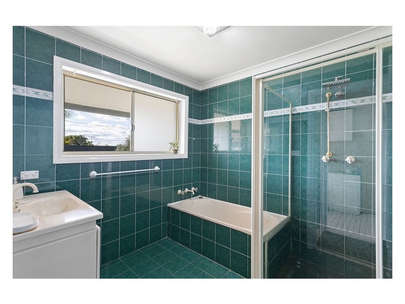 33 Rhodes Avenue, Guildford NSW 2161