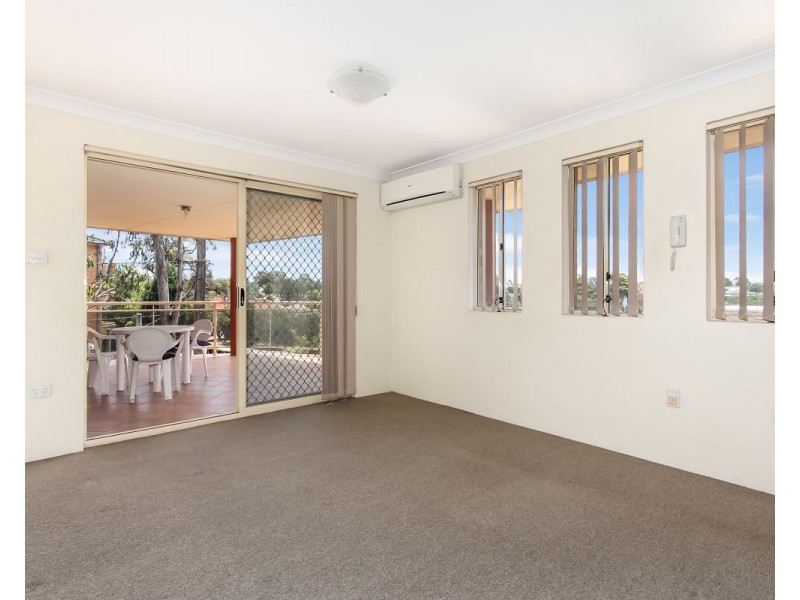 10/62-66 The Esplanade, Guildford NSW 2161