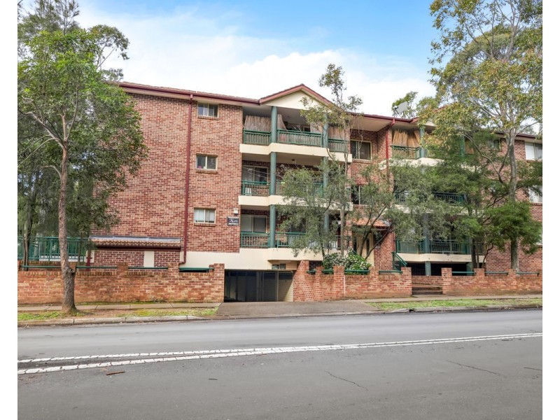 8/36-40 Newman Street, Merrylands NSW 2160
