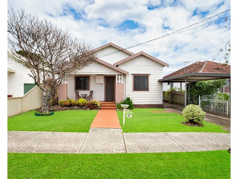 32 Badham St, Merrylands NSW 2160