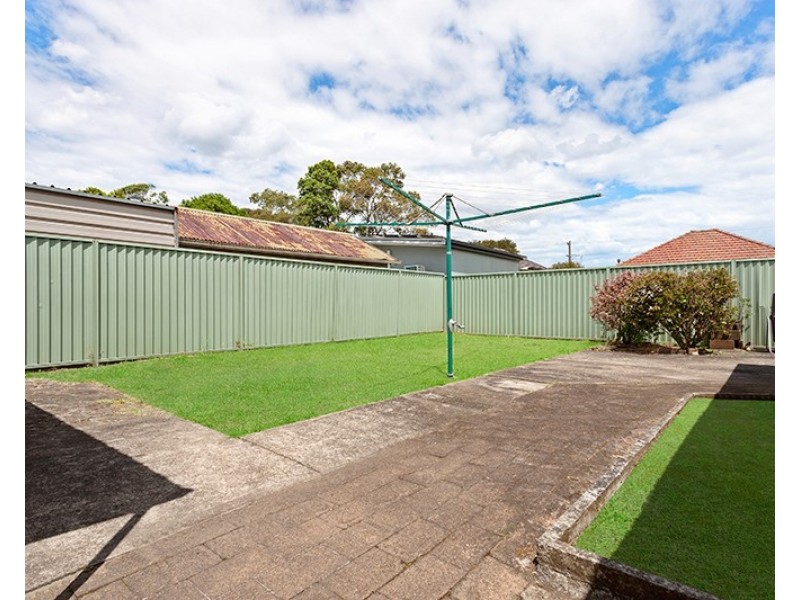 32 Badham St, Merrylands NSW 2160