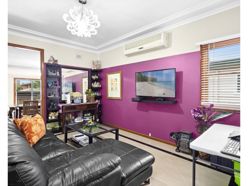 27 Daniel Street, Granville NSW 2142