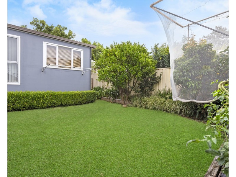 27 Daniel Street, Granville NSW 2142