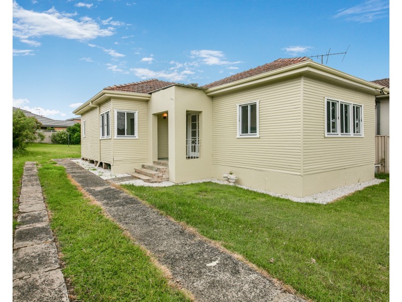 38 Meakin St, Merrylands NSW 2160